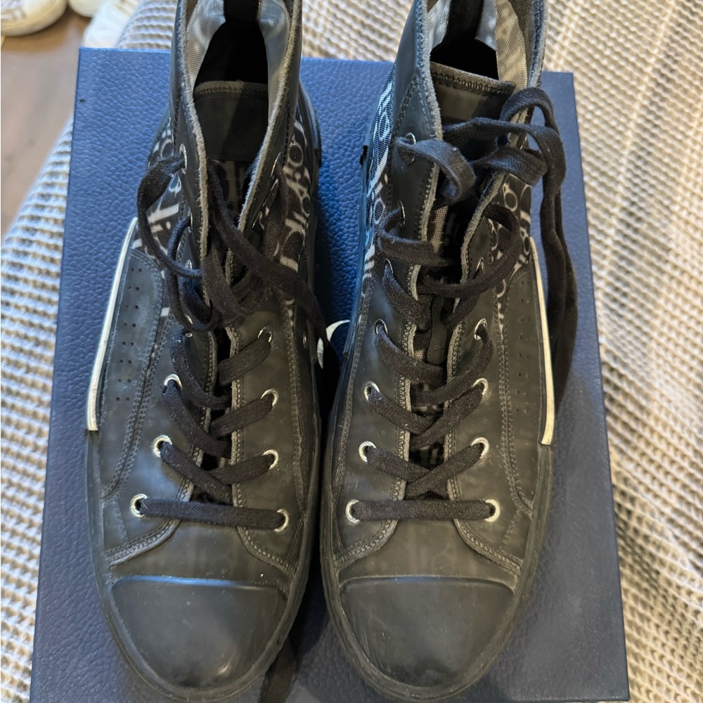 Dior Black High-Top Sneakers with Monogram Panels - Picture 3 of 4